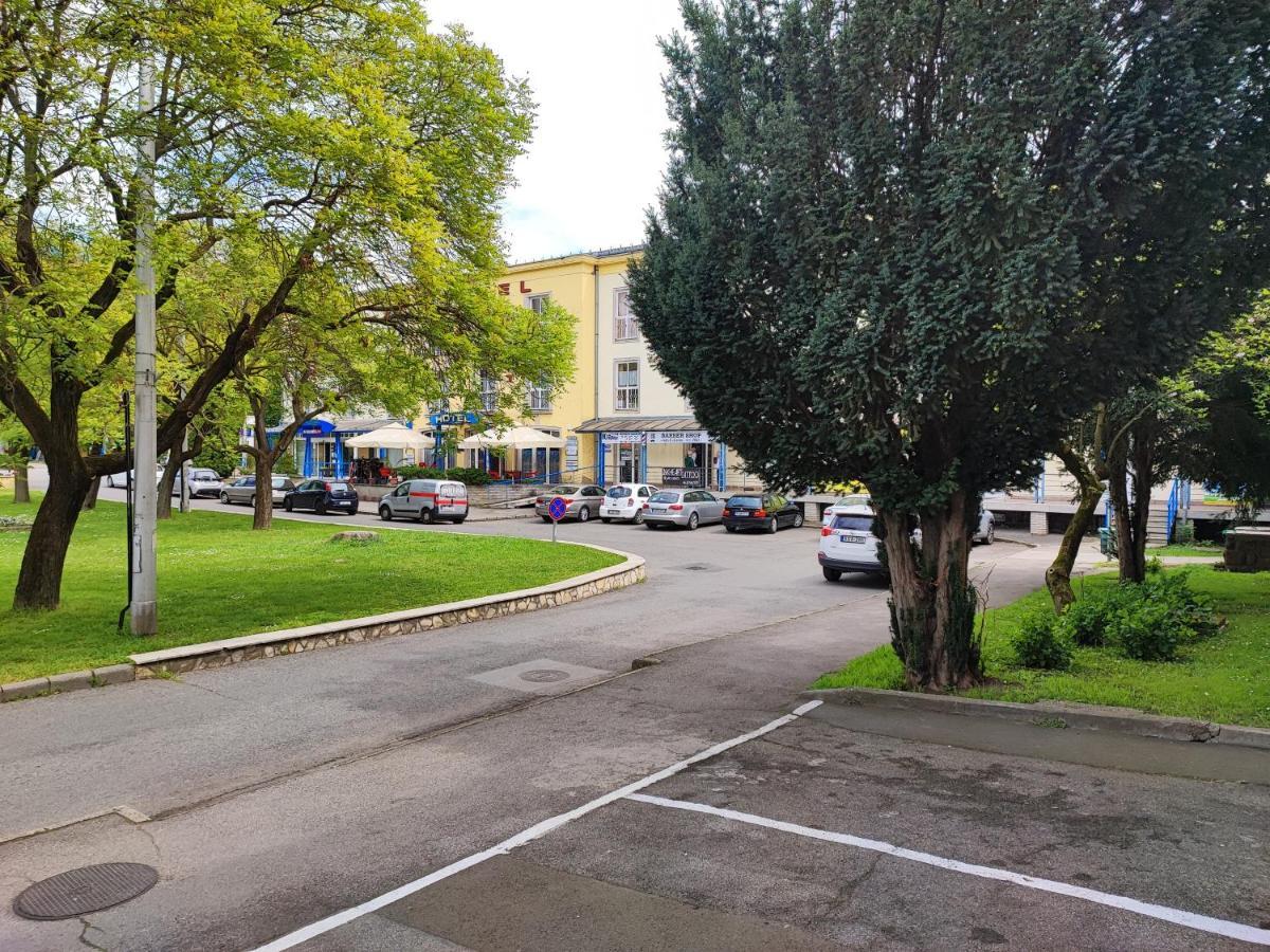 Hotel Beke Sziget Komlo Komló Exterior foto